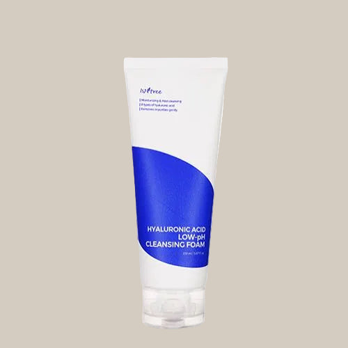 Isntree Hyaluronic Acid Low-PH Cleansing Foam
